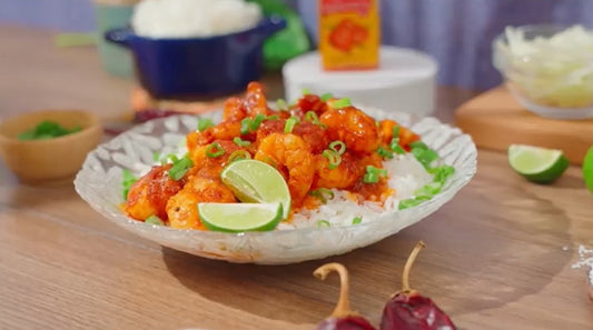 Deliciosos camarones a la diabla con lo picosito de la Salsa México Lindo Habanero Rojo® .