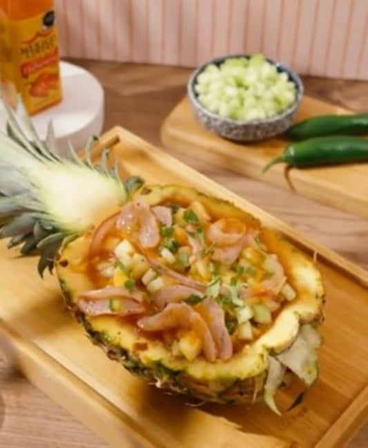 Delicioso ceviche de camarón con piña bañado de Salsa México Lindo Habanero Rojo®.